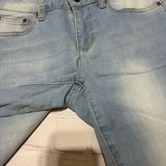 EARL JEANS Women's Stretchy  Light Blue Skinny Jeans ankle length Size 2 EUC - Picture 9 of 10